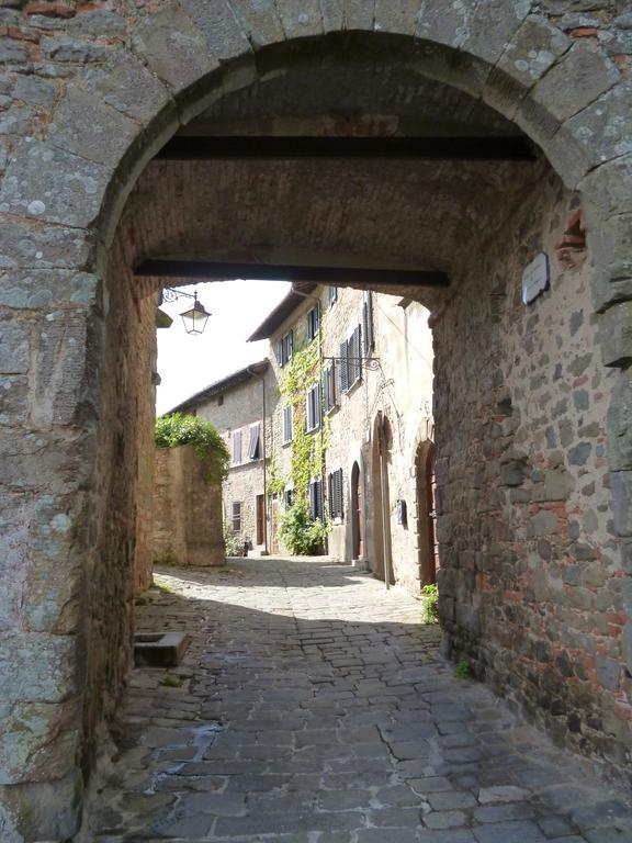 Antica Casa "Le Rondini" Bed & Breakfast Borgo a Buggiano Exterior photo