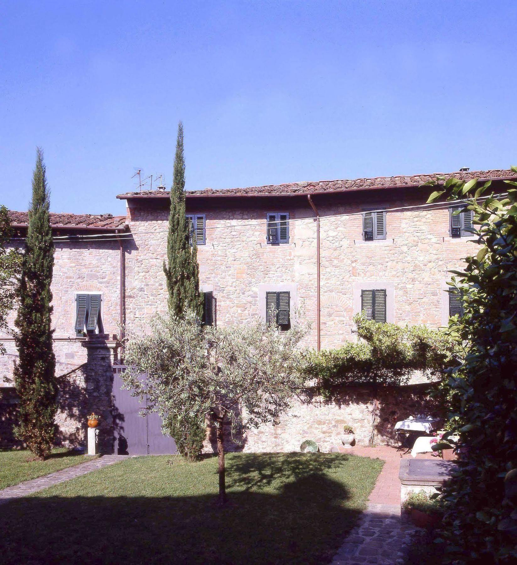 Antica Casa "Le Rondini" Bed & Breakfast Borgo a Buggiano Exterior photo